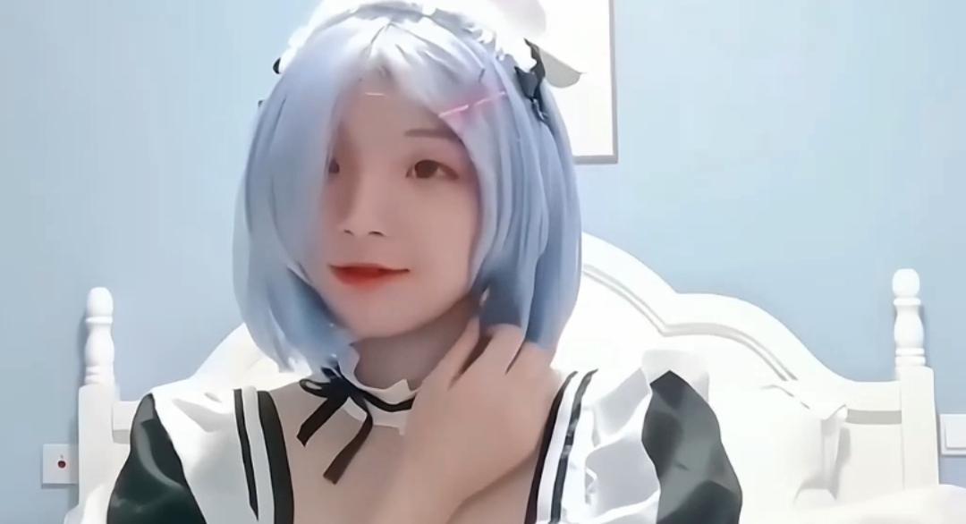 女仆装骚穴塞😔?😇😒水晶棒 疯狂🤒😌 自慰喷水(🤗内射